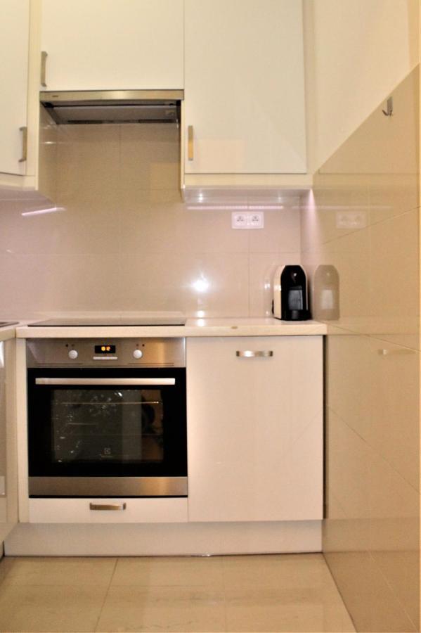 Apartament Luster I Obrazow 华沙 外观 照片